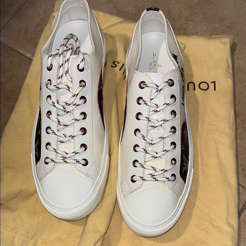 🎉Louis Vuitton White Men's Sneakers👟 - Picture 3 of 7